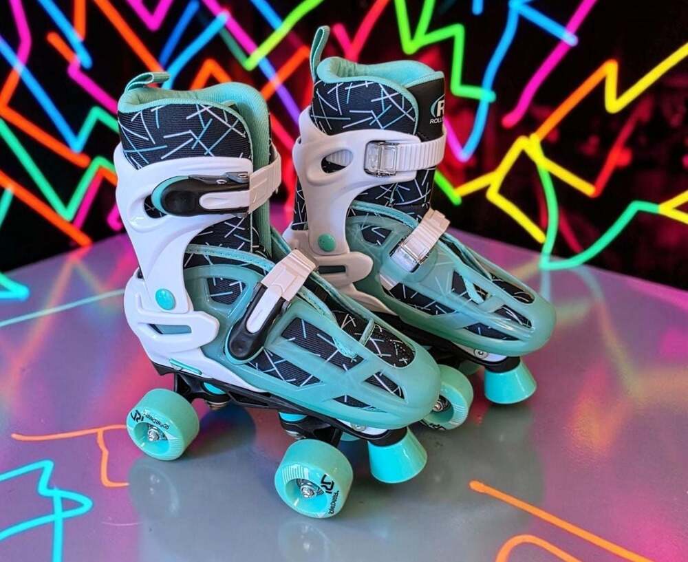Roller Derby Prodigy Kids Adjustable Quad Roller Skates Green White Size 3-6